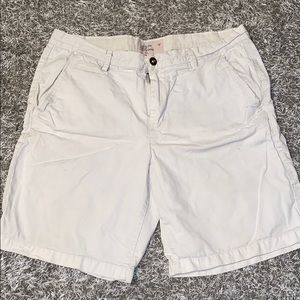 AMERICAN EAGLE SHORTS, SZ 38